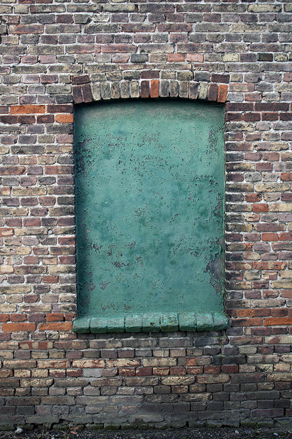 Photo 01999: No window. A green window embrasure.