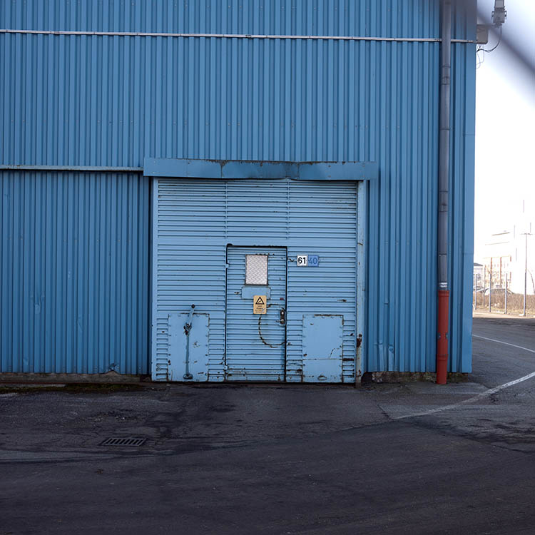 Photo 09999: Blue sliding gate with minor door