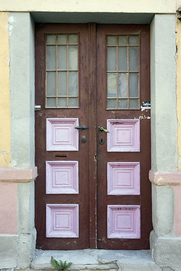 Photo 25480: Panelled, red and pink double door with door lights