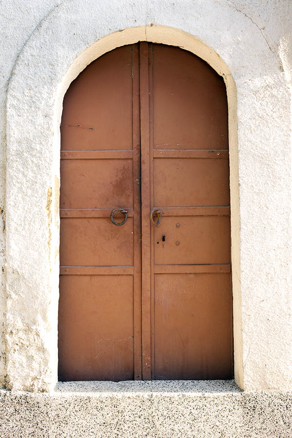 Photo 26343: Formed, light brown metal plate double door