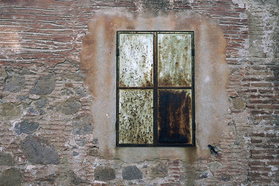 Photo 26484: Rusty, white, metal shutters
