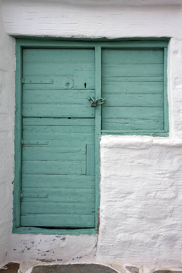 Photo 26749: Light green half-door and shutter made of boards