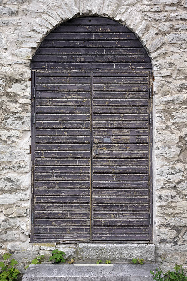 Photo 27071: Worn, formed, purple double door of boards