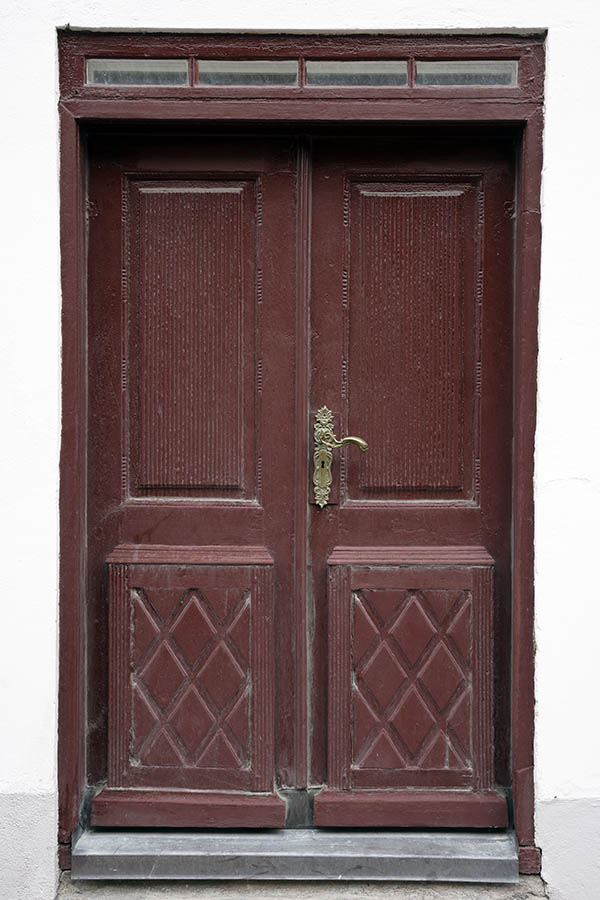 Photo 27204: Panelled, carved, brown double door with top window