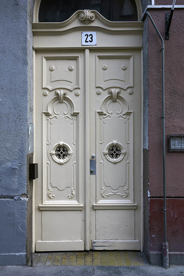Photo 27386: Carved, panelled, light yellow double door with door lights and fan light