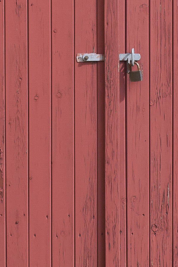 Photo 00438: Red garage door