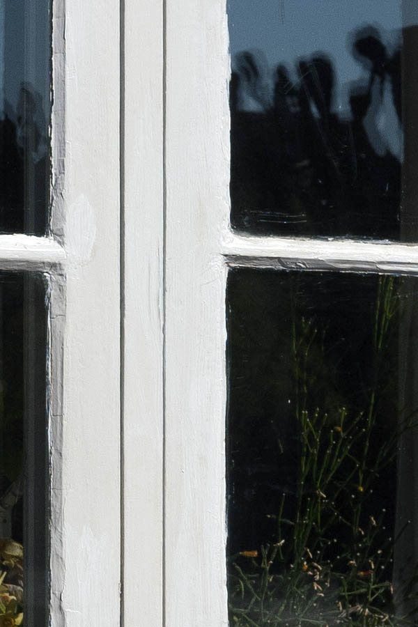 Photo 10925: White window with two frames and 16 panes