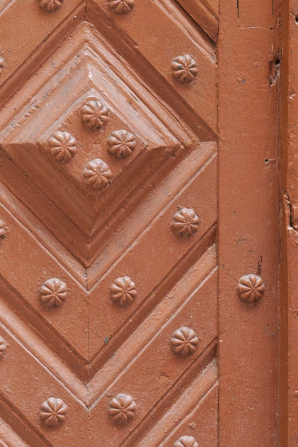 Photo 13847: Panelled, light brown double door