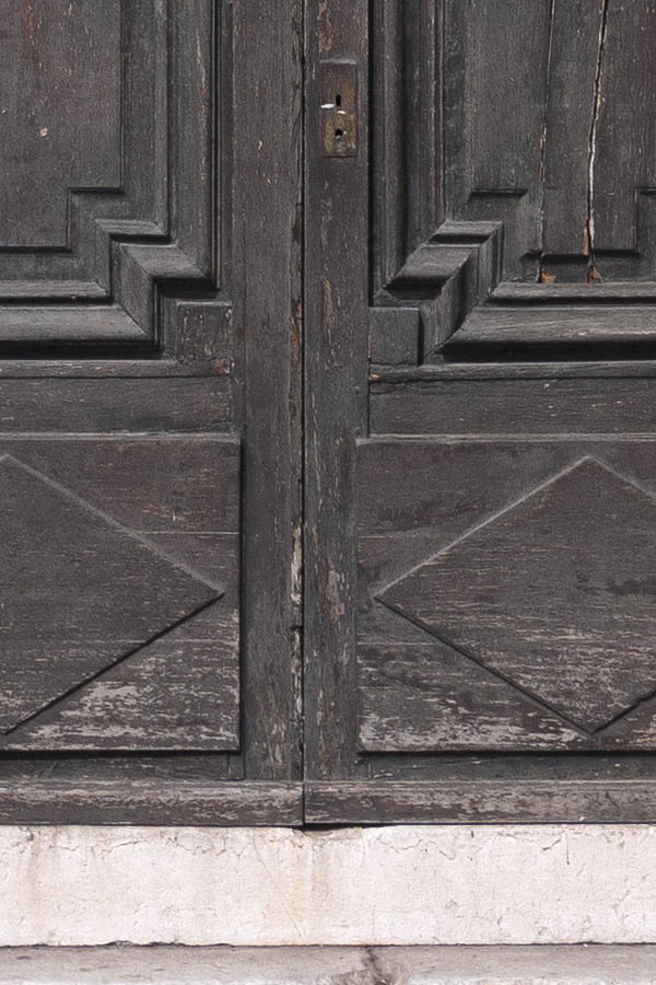 Photo 15242: Panelled, dark brown double door with fan light