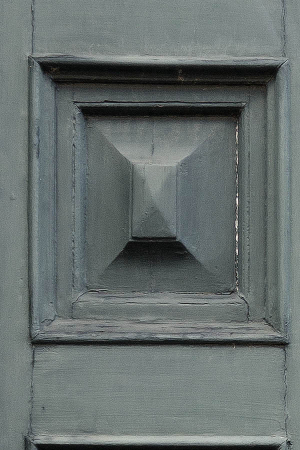 Photo 25327: Panelled, teal double door with top window