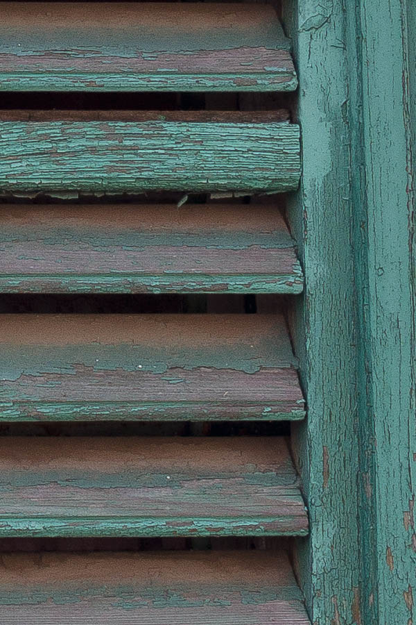 Photo 25977: Green shutters