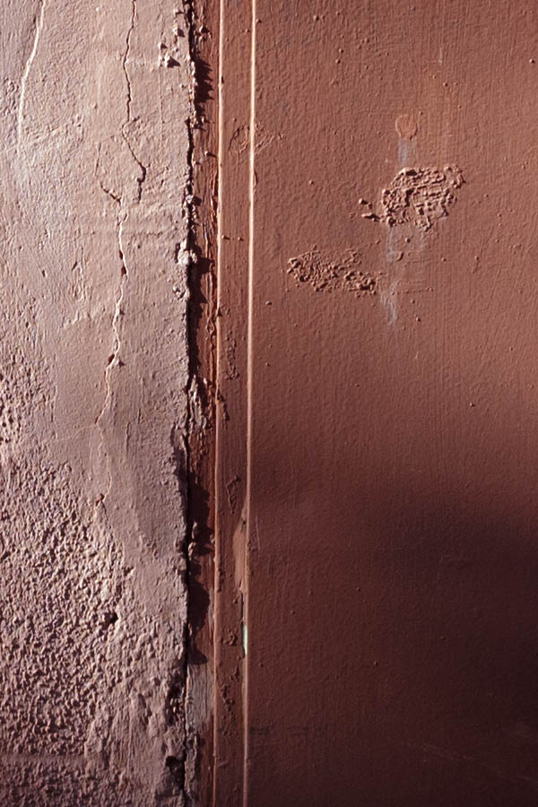 Photo 26538: Wide, brown metal door