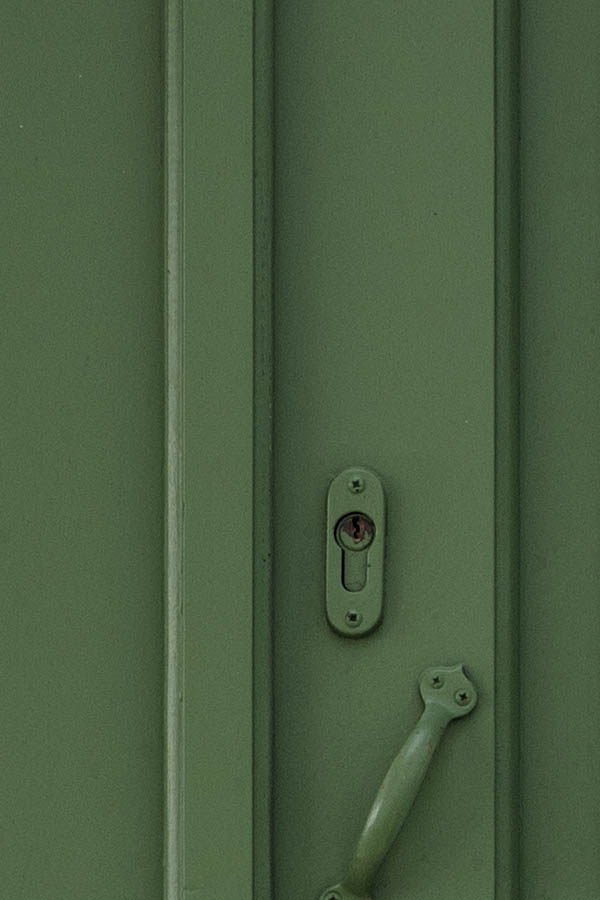 Photo 26744: Narrow, green, panelled double door (one half door)