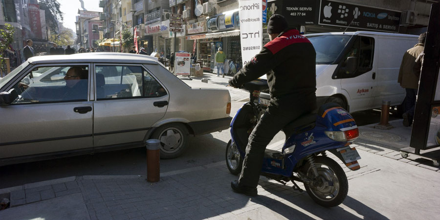 Kibris Sehitleri Caddesi 5