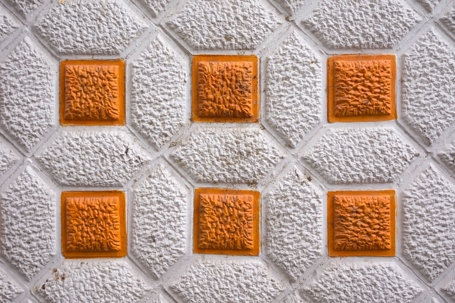 Photo 24601: Wall with white and orange tiles