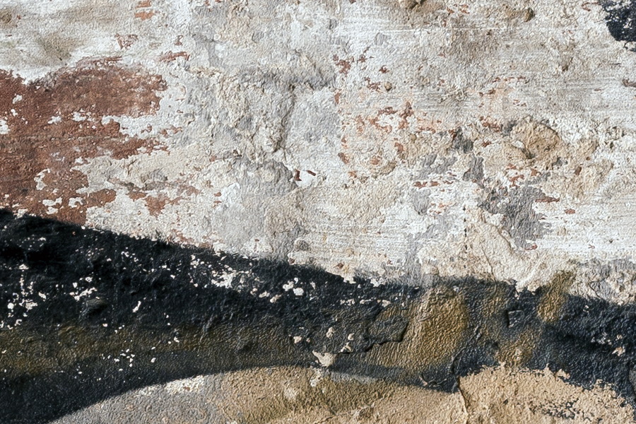 Photo 19045: Worn, grey, plastered wall with black, white, light brown and purple patterns