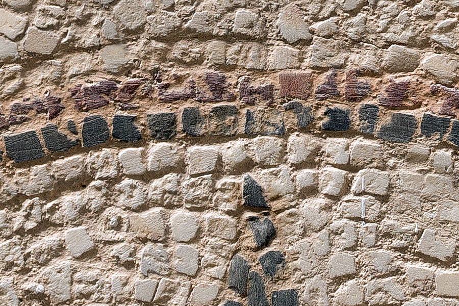 Photo 24521: Mosaic wall in brown and yellow