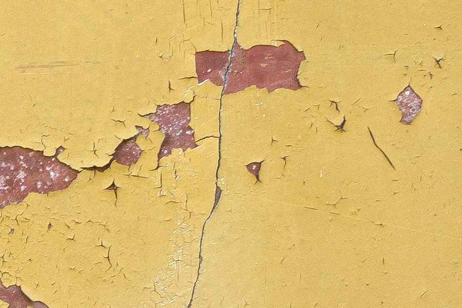 Photo 25728: Decayed, plastered brick wall in yellow and light red with a hatch